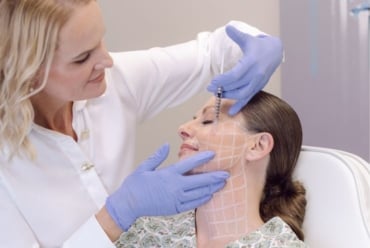 Top 5 Non-Surgical Treatments That Lift and Tighten the Face